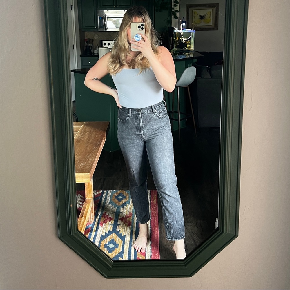 Everlane The Cheeky Jean